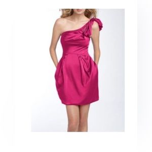 BCBGMAXAZRIA, Size 4, Color Azalea